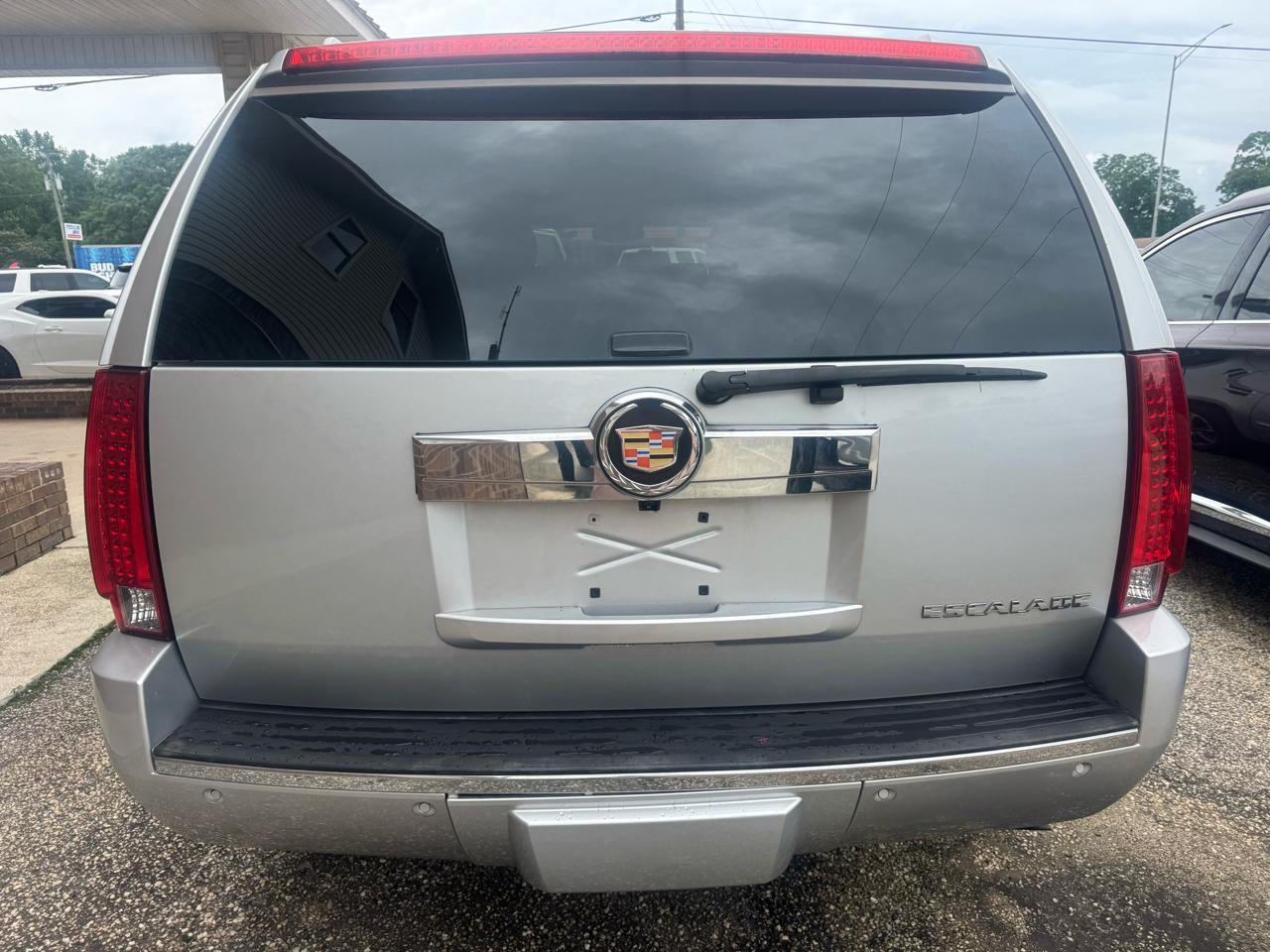 Cadillac Escalade 2WD 2013