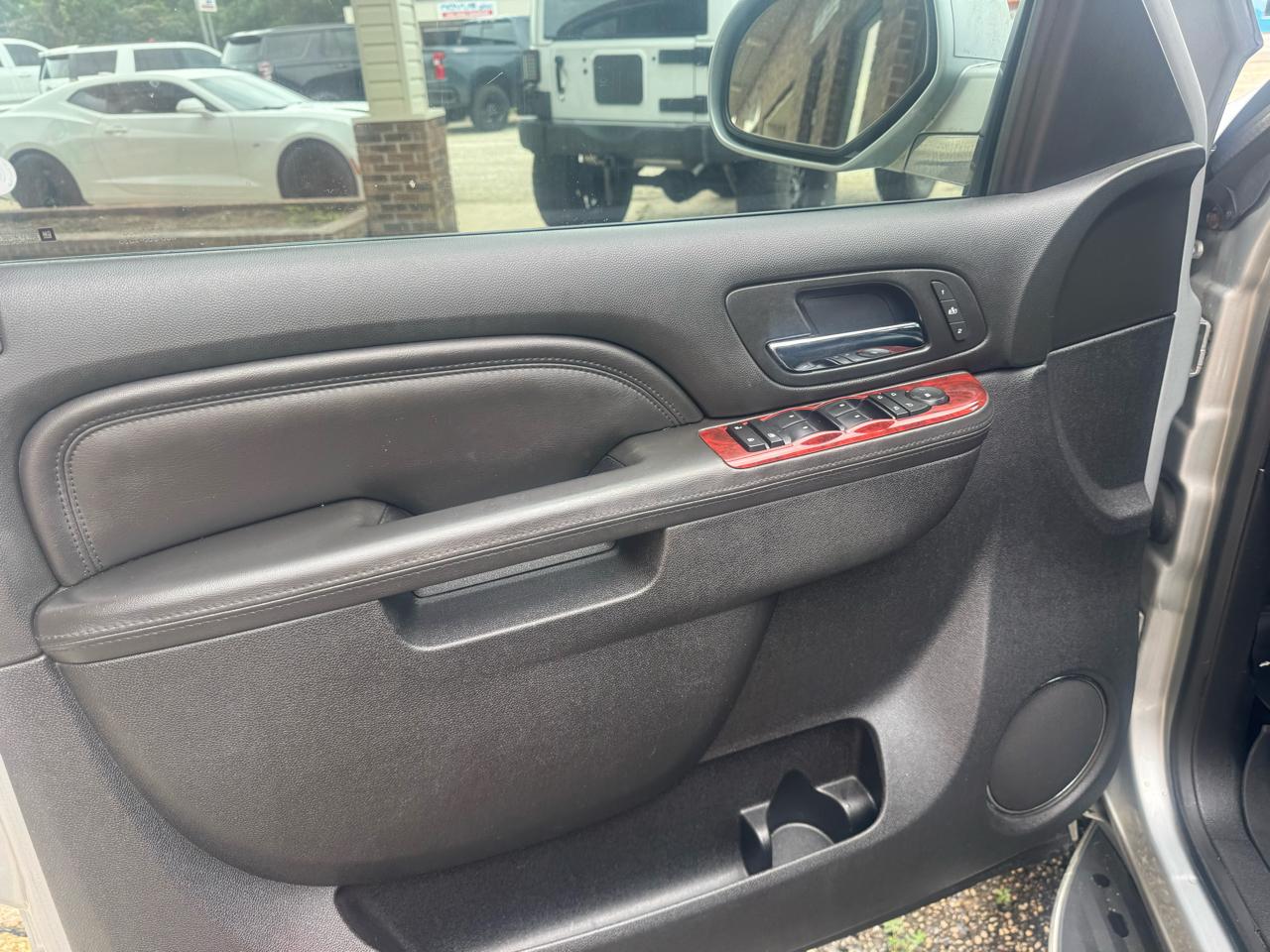 Cadillac Escalade 2WD 2013