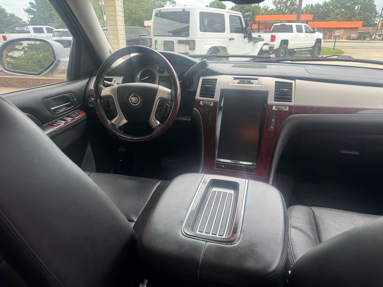 Cadillac Escalade 2WD 2013