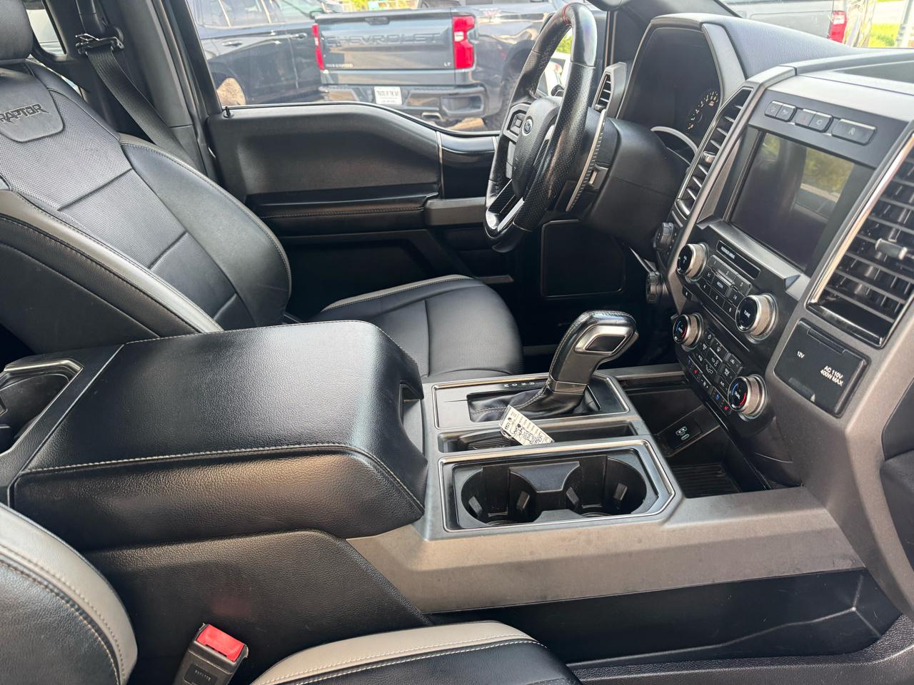 Ford F-150 Raptor SuperCrew 4WD 2018