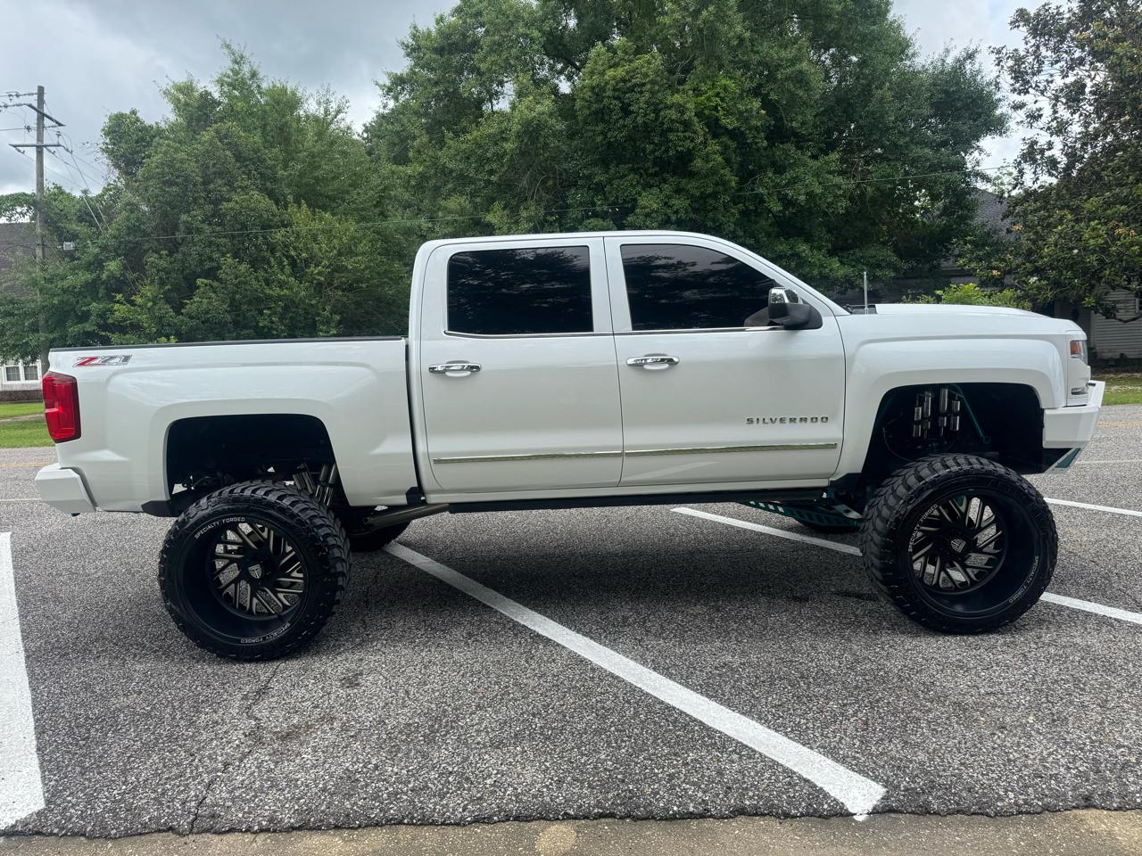 Chevrolet Silverado 1500 LTZ Crew Cab 4WD 2016
