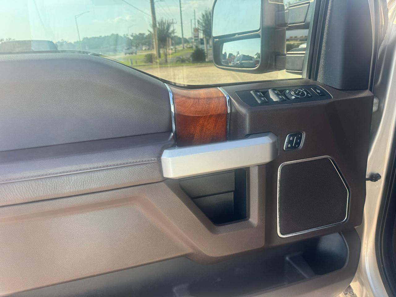 Ford F-250 SD King Ranch Crew Cab 4WD 2017