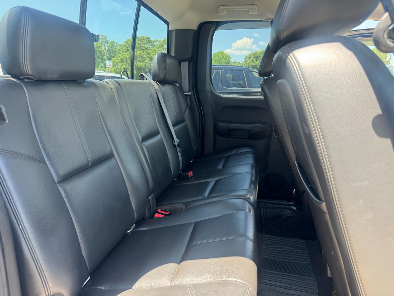 Chevrolet Silverado 2500HD LTZ Ext. Cab 4WD 2011