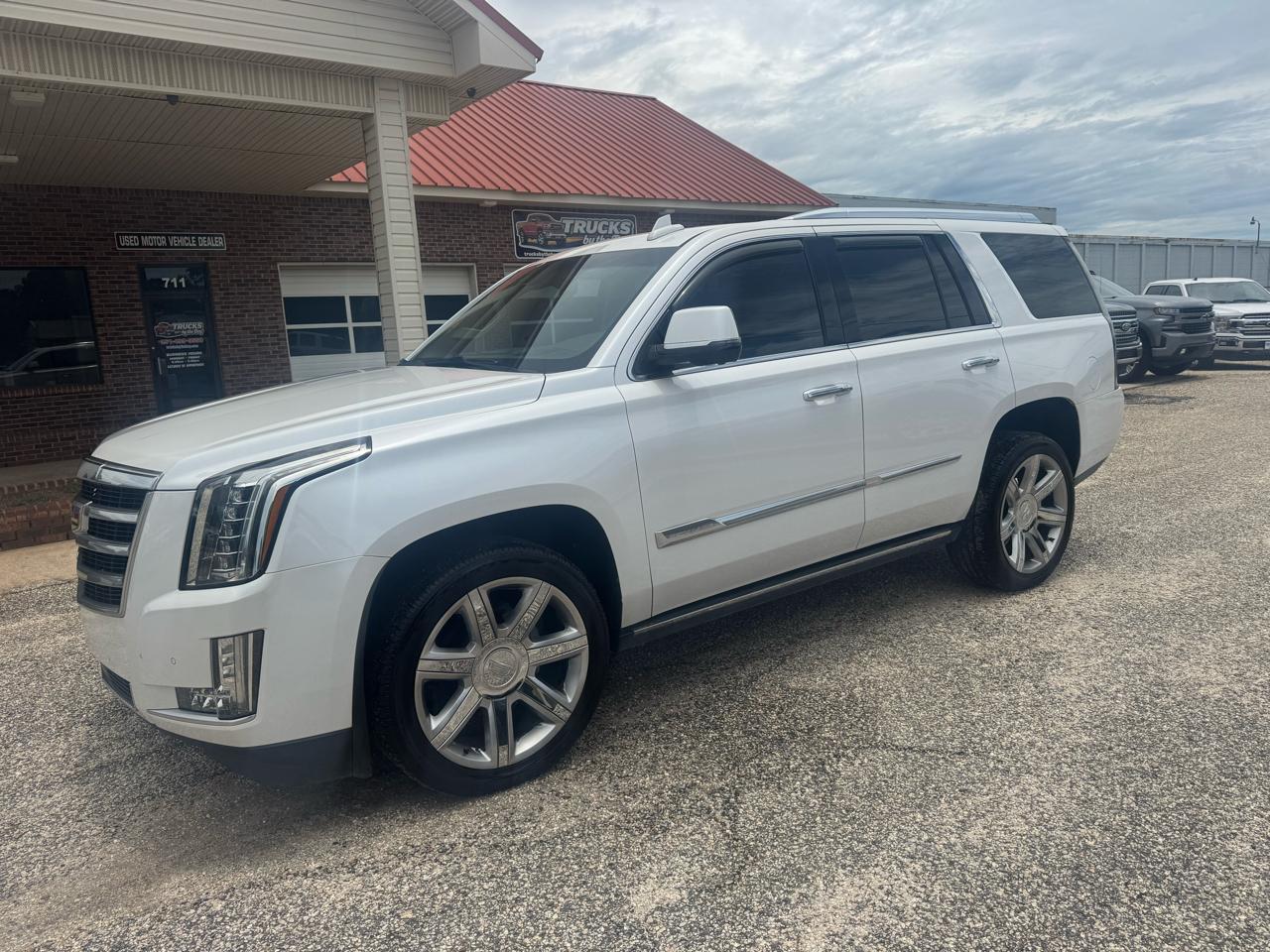 Cadillac Escalade Premium 2WD 2016