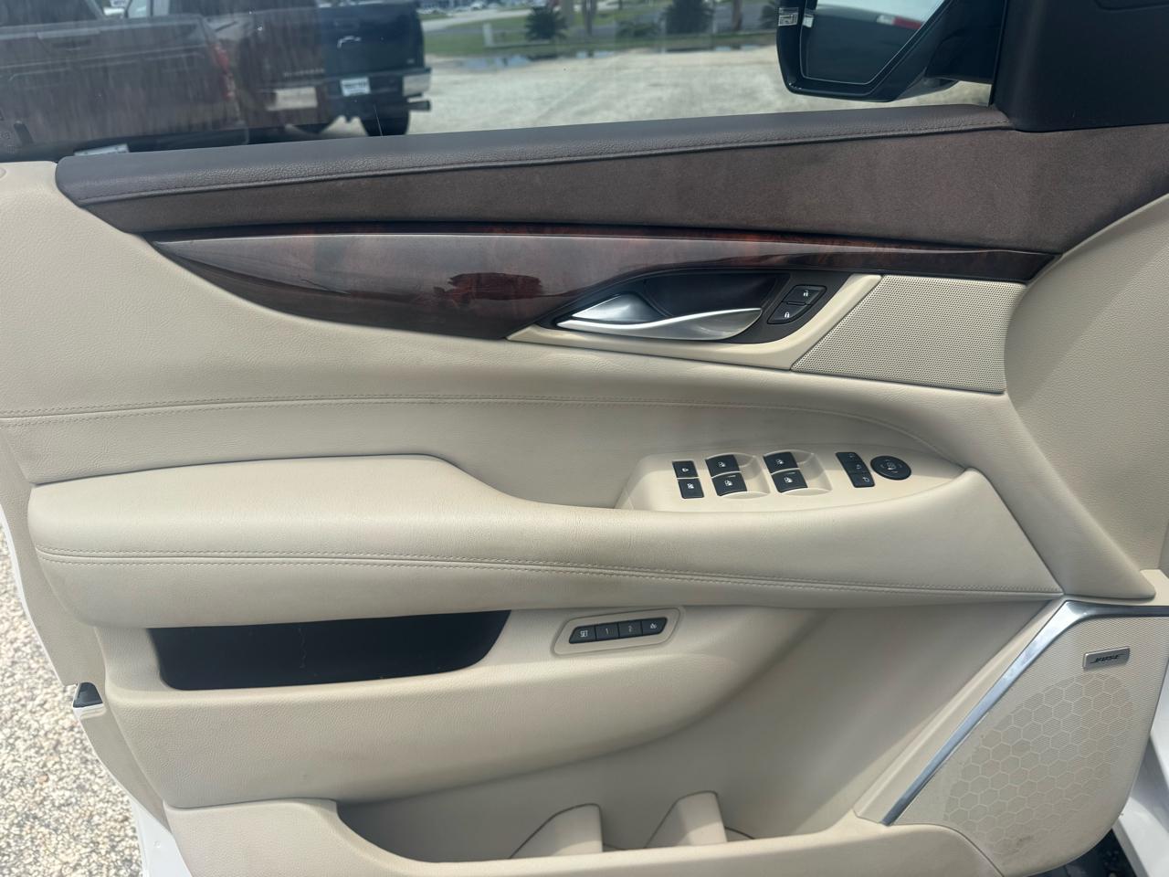 Cadillac Escalade Premium 2WD 2016