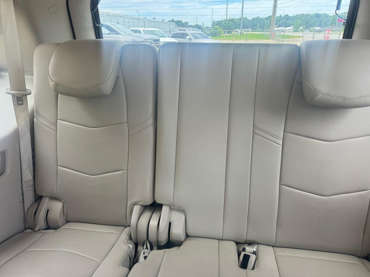 Cadillac Escalade Premium 2WD 2016