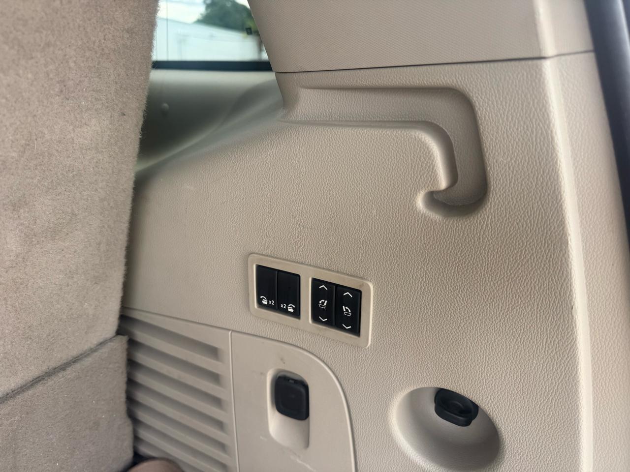 Cadillac Escalade Premium 2WD 2016