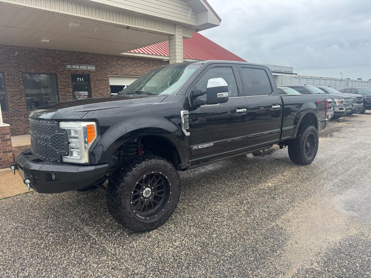 Ford F-250 SD Platinum Crew Cab 4WD 2017