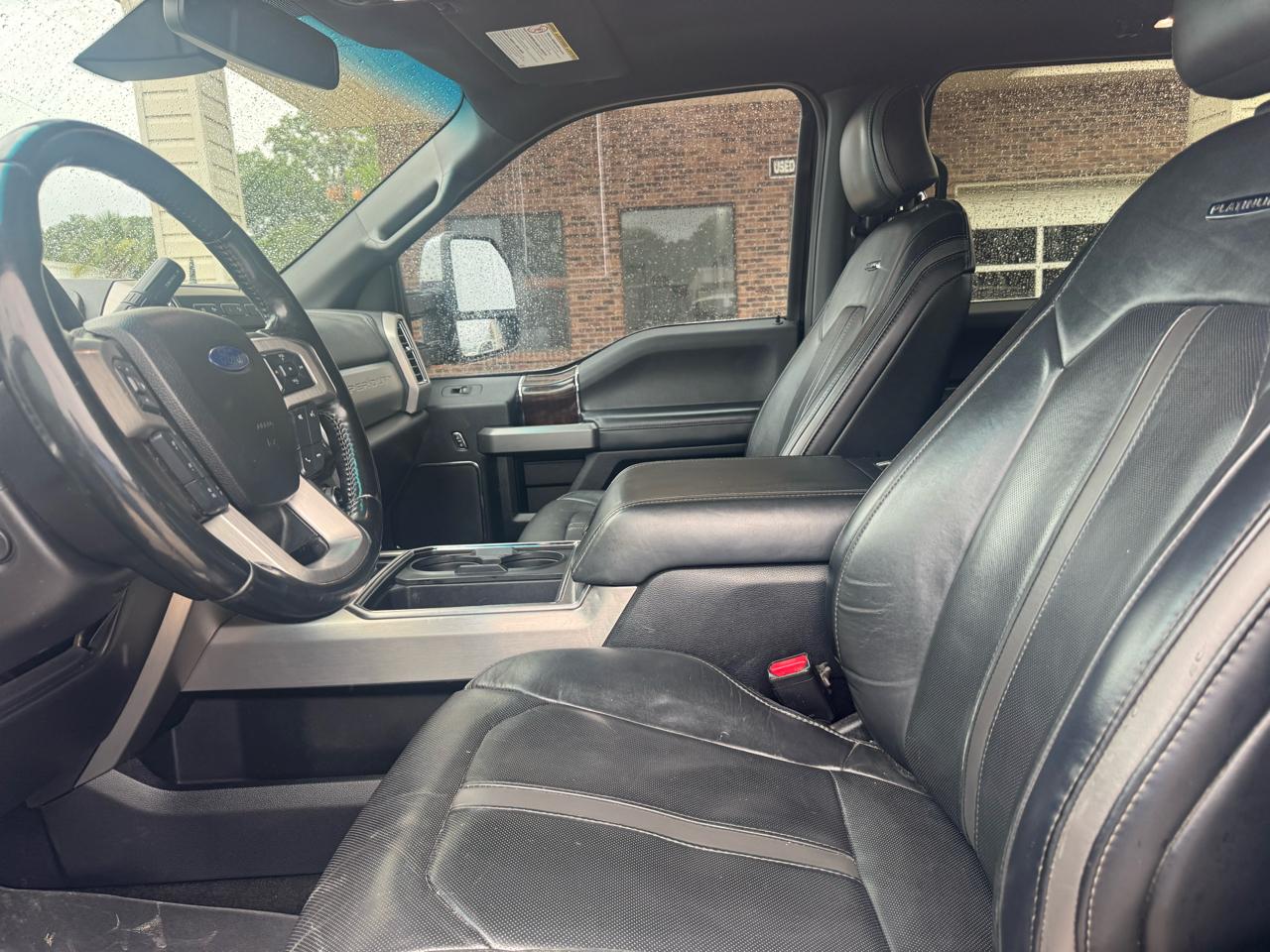 Ford F-250 SD Platinum Crew Cab 4WD 2017