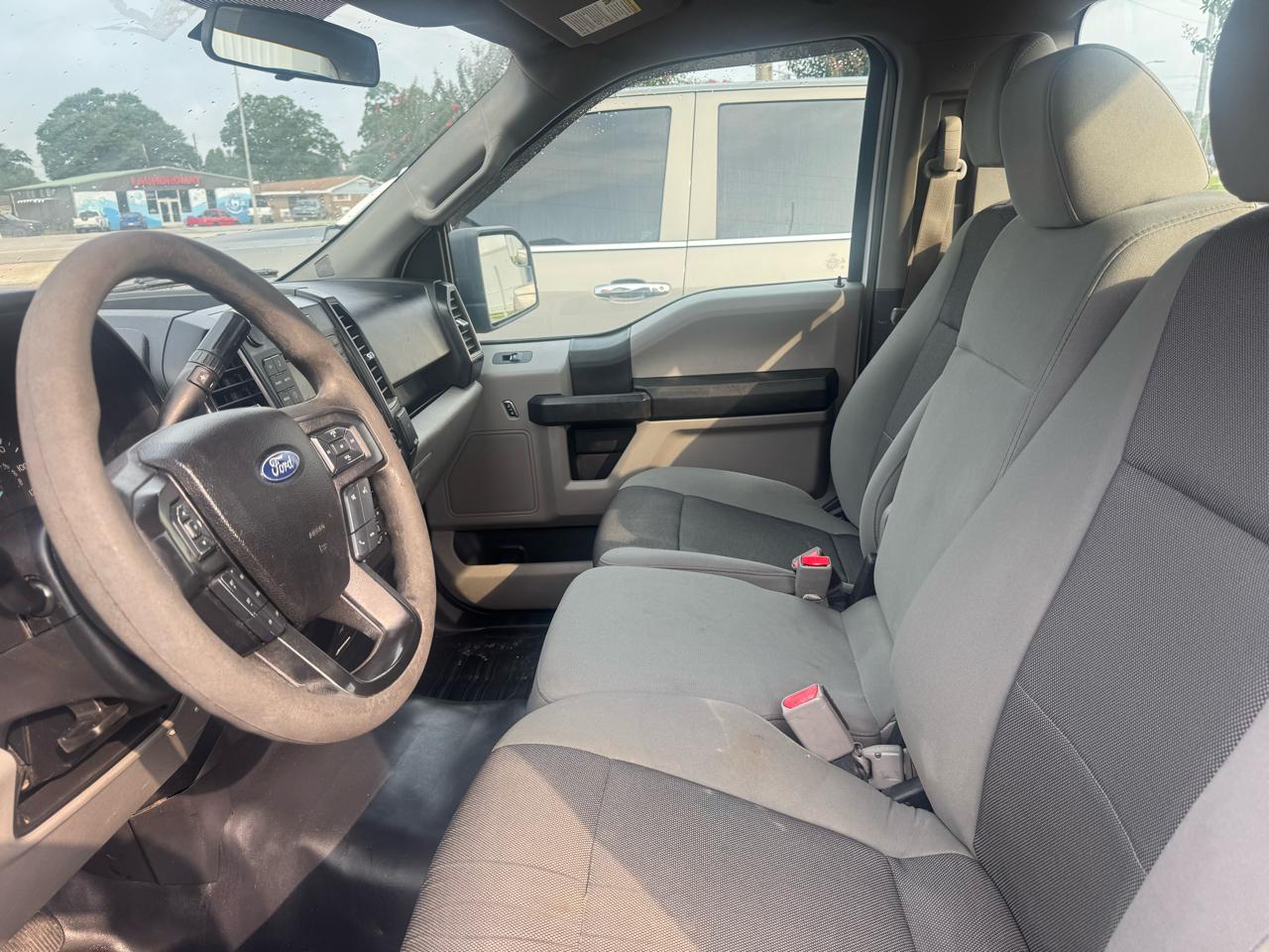 Ford F-150 XL Reg. Cab 4WD 2017