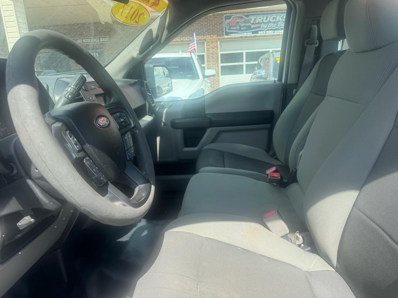 Ford F-150 XL Reg. Cab 4WD 2017