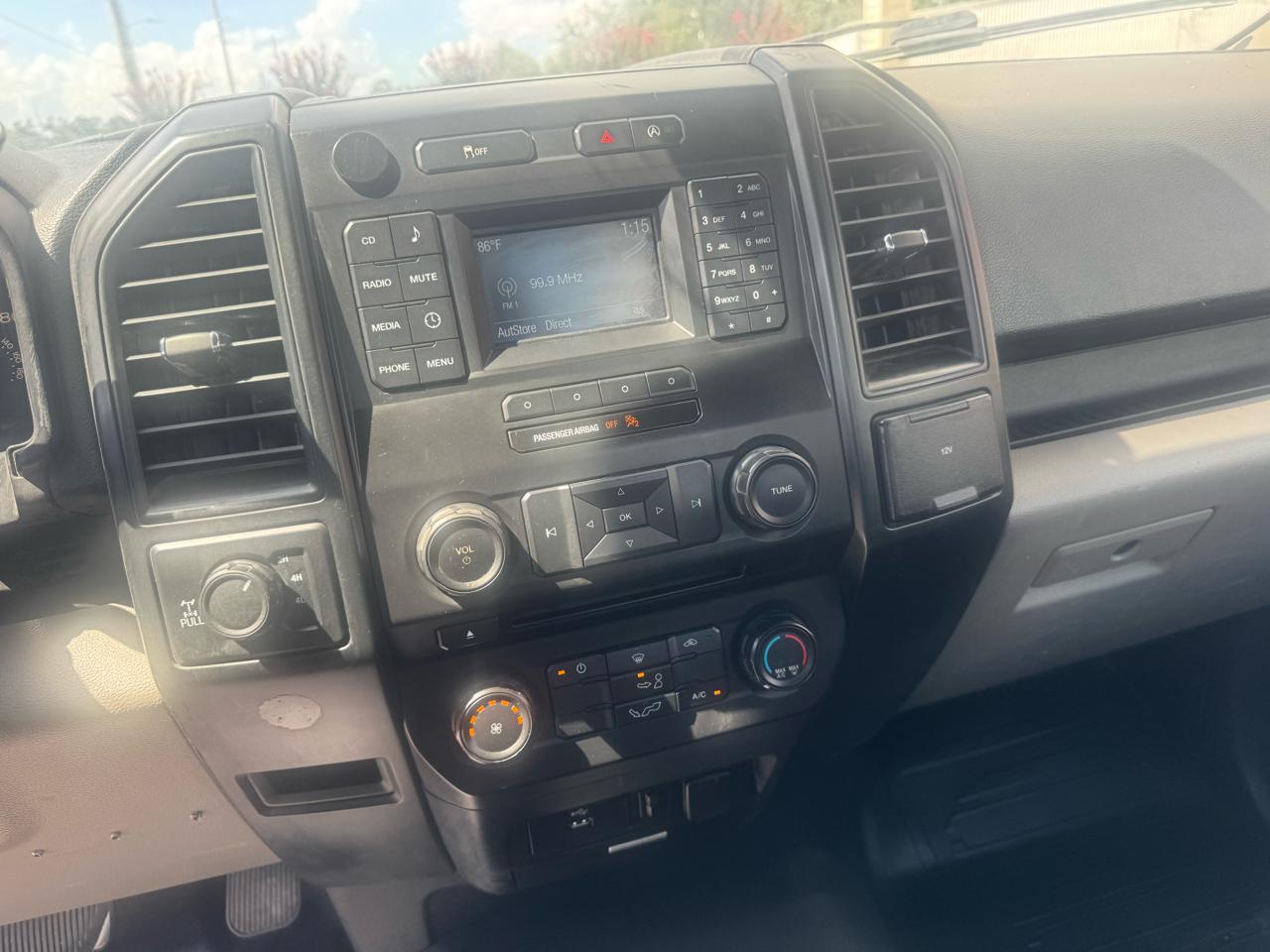 Ford F-150 XL Reg. Cab 4WD 2017