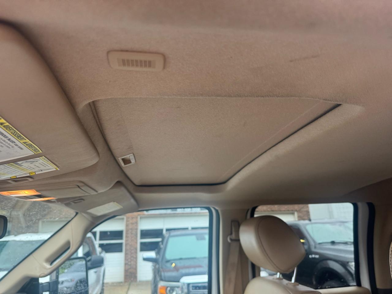 Ford F-250 HD Crew Cab 4dr 152.2" WB 4WD 2013