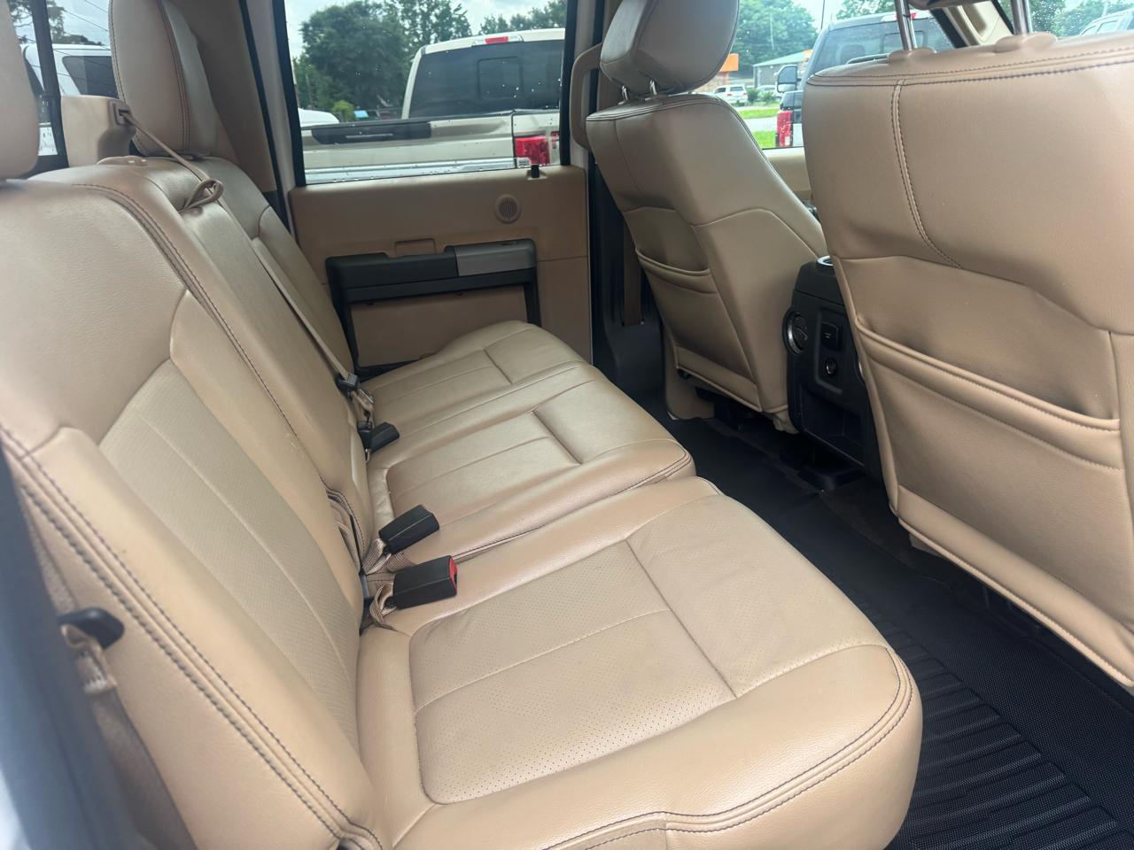 Ford F-250 HD Crew Cab 4dr 152.2" WB 4WD 2013
