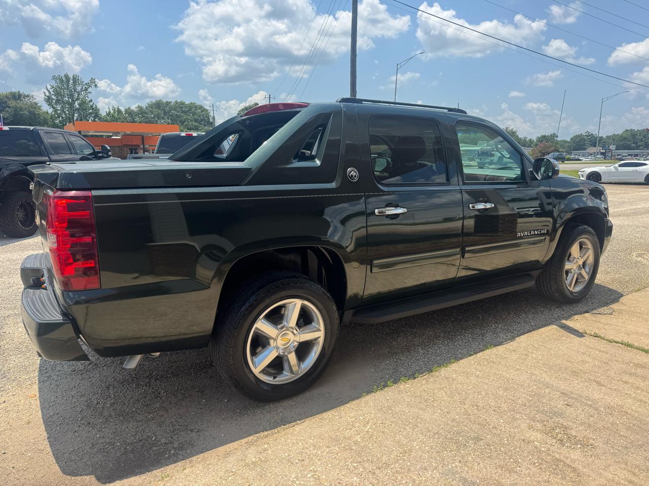 Chevrolet Avalanche LT 2WD 2013