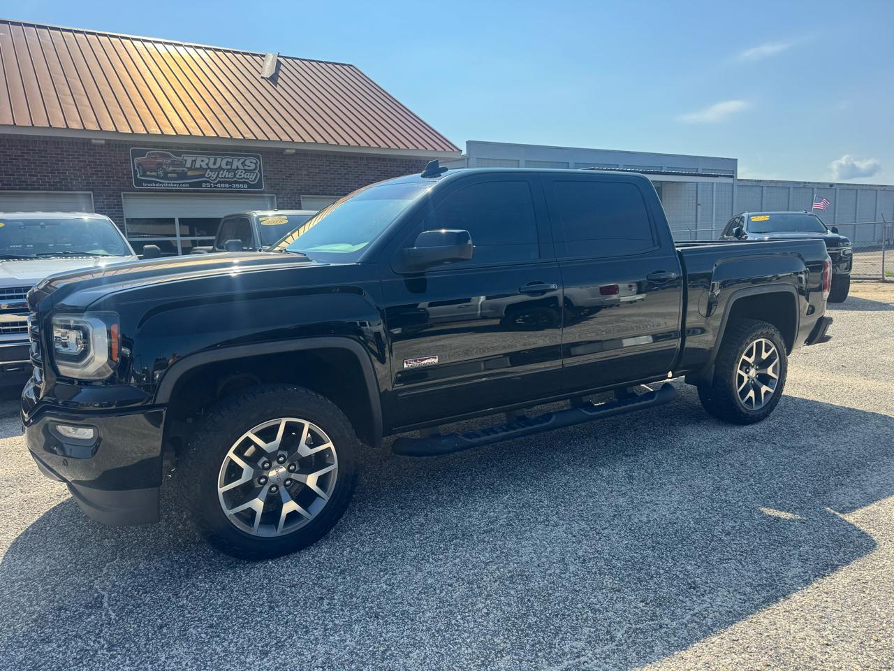 2018 GMC Sierra 1500 4WD Crew Cab 153.0" SLT