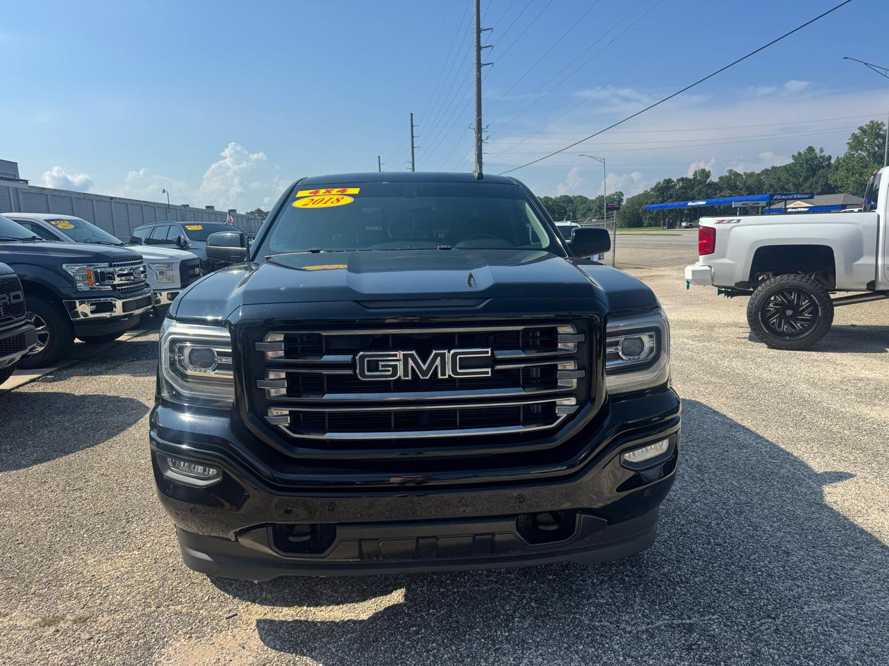 GMC Sierra 1500 4WD Crew Cab 153.0" SLT 2018