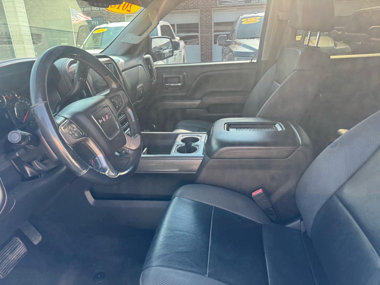 GMC Sierra 1500 4WD Crew Cab 153.0" SLT 2018