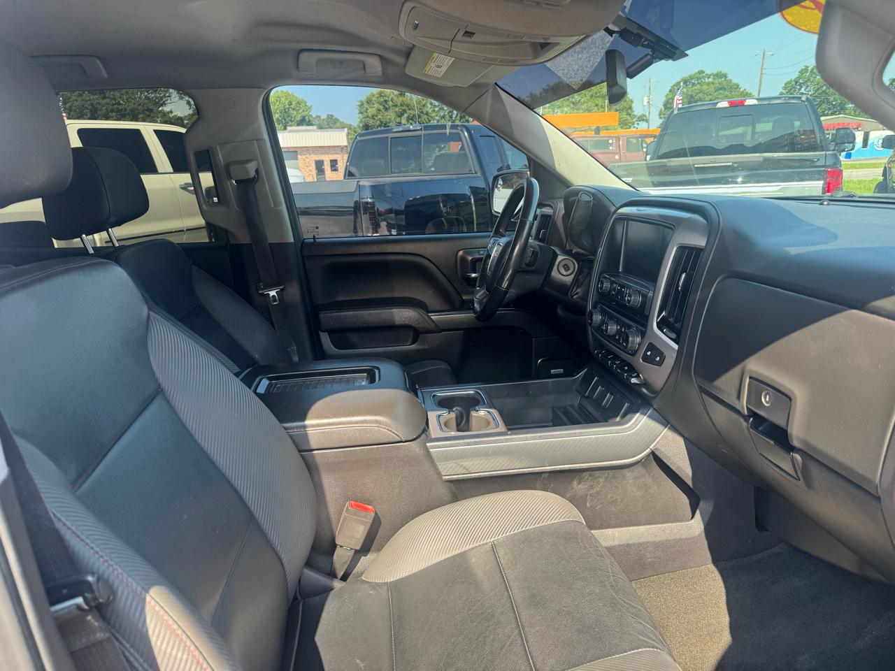 GMC Sierra 1500 4WD Crew Cab 153.0" SLT 2018