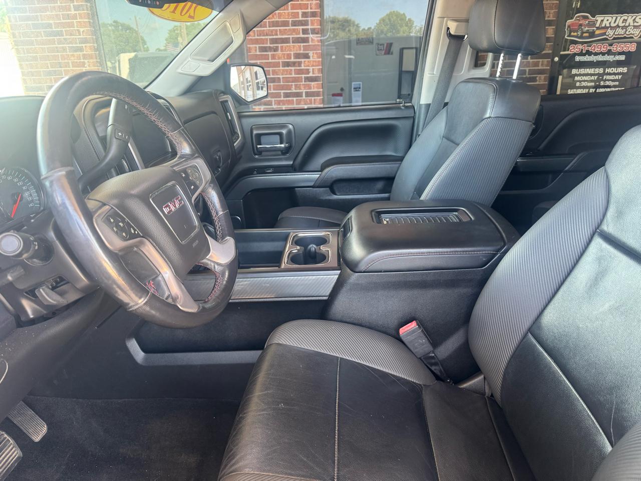 GMC Sierra 1500 4WD Crew Cab 153.0" SLT 2018