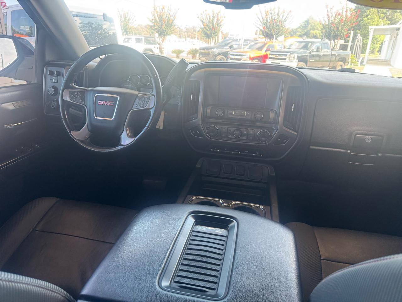 GMC Sierra 1500 4WD Crew Cab 153.0" SLT 2018