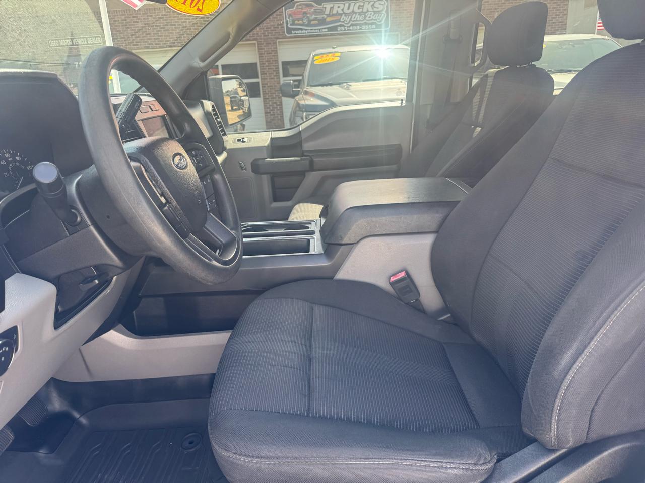 Ford F-150 4WD SuperCrew 145" STX 2019