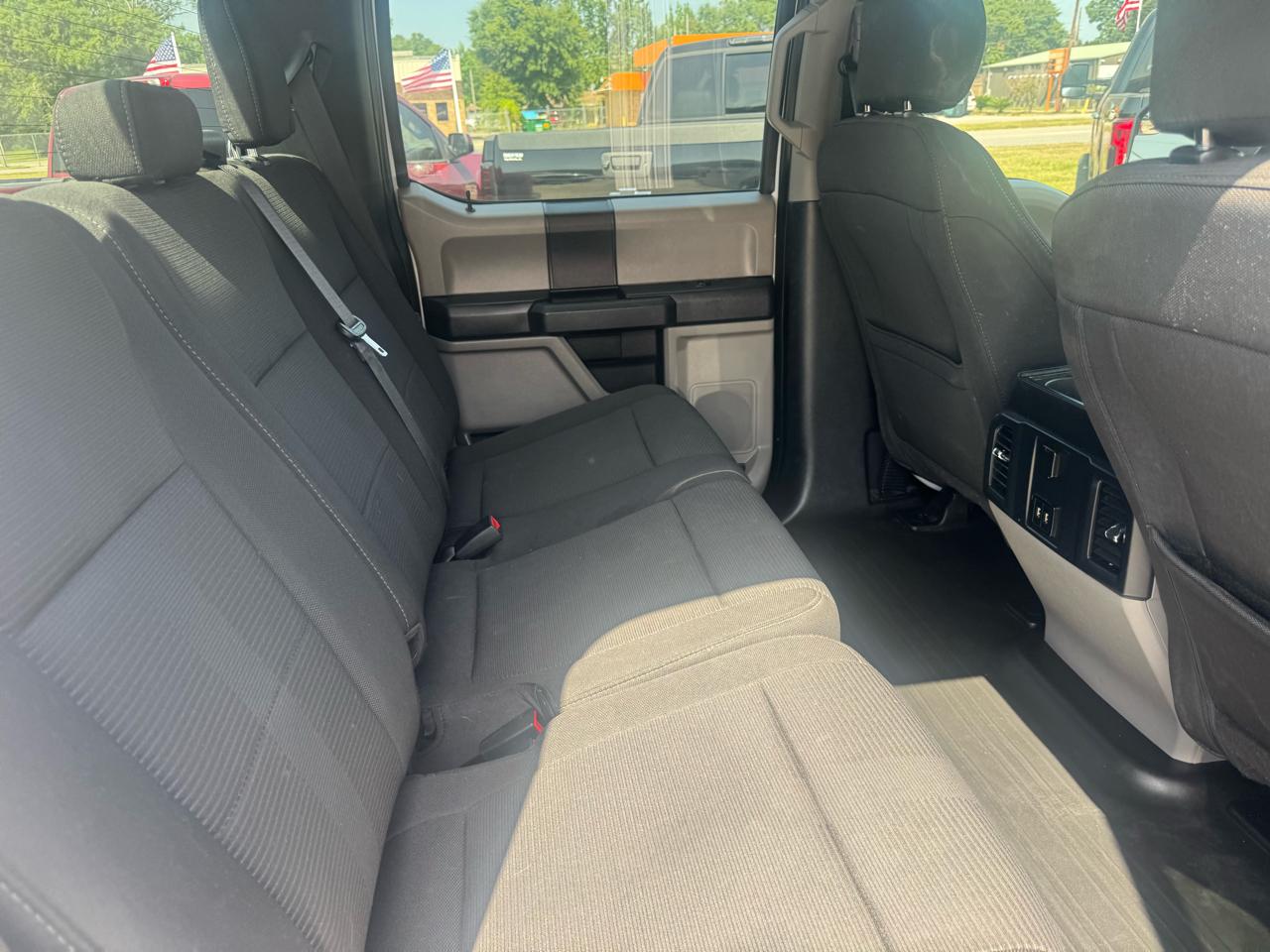 Ford F-150 4WD SuperCrew 145" STX 2019