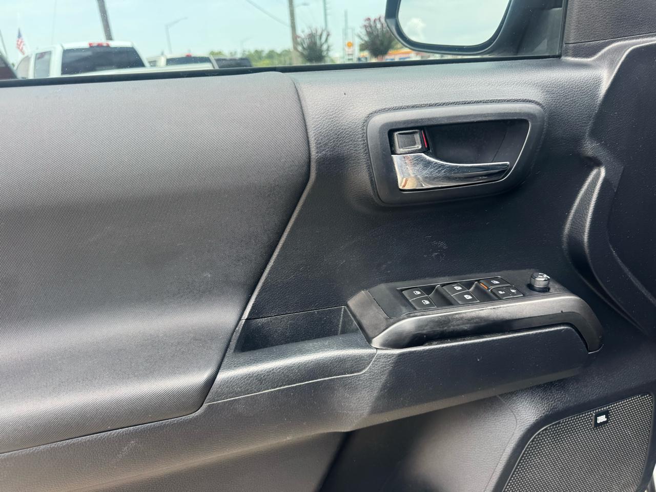 Toyota Tacoma 4WD TRD Off Road Double Cab 5' Bed AT (Natl) 2019