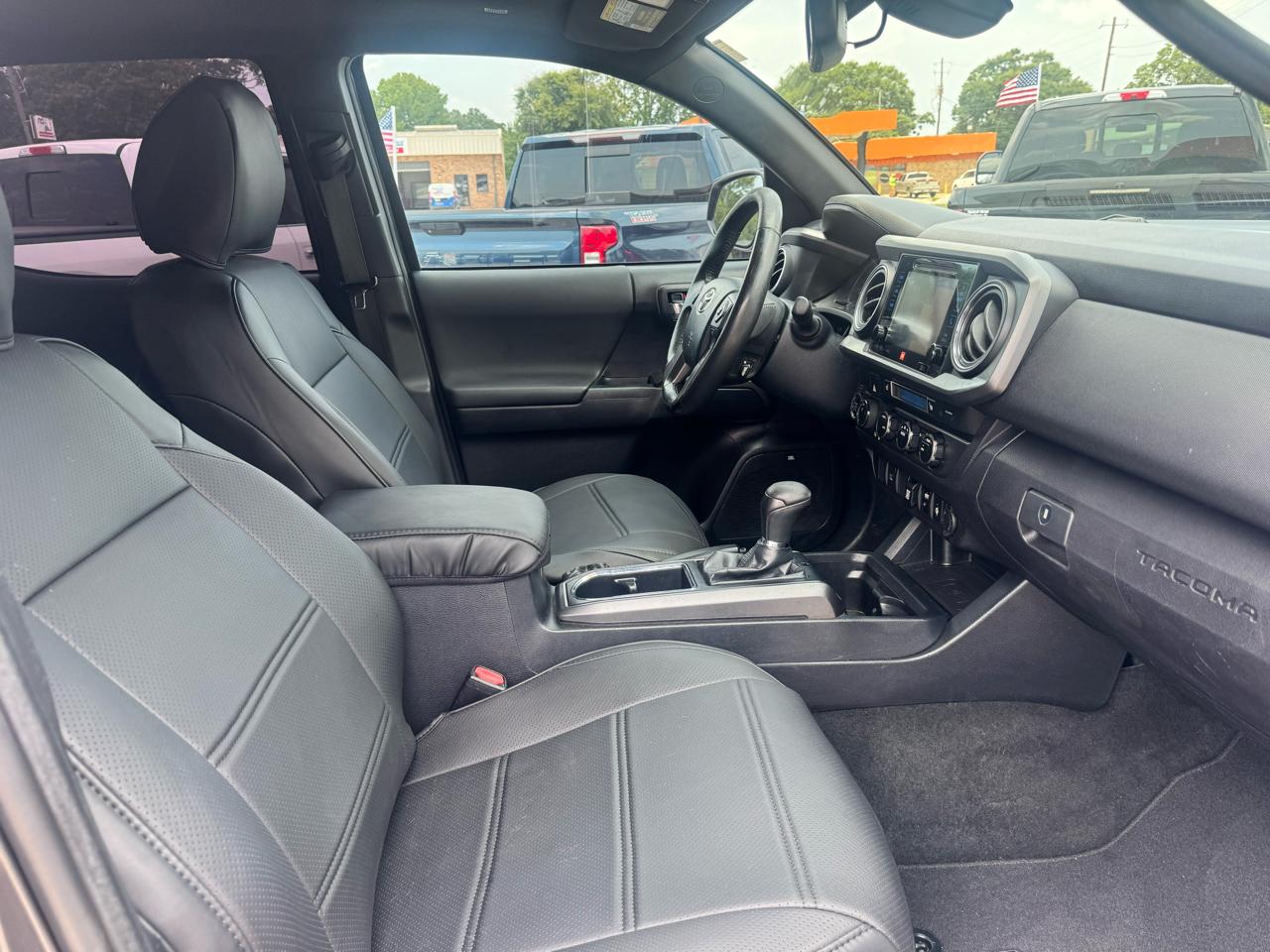 Toyota Tacoma 4WD TRD Off Road Double Cab 5' Bed AT (Natl) 2019