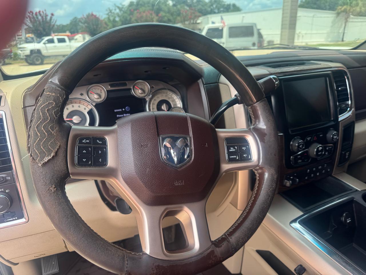 RAM 2500 Longhorn Mega Cab SWB 4WD 2015
