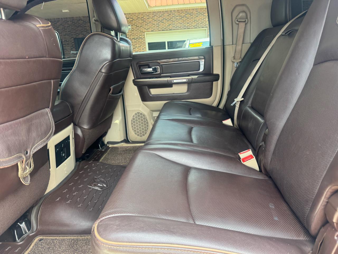 RAM 2500 Longhorn Mega Cab SWB 4WD 2015