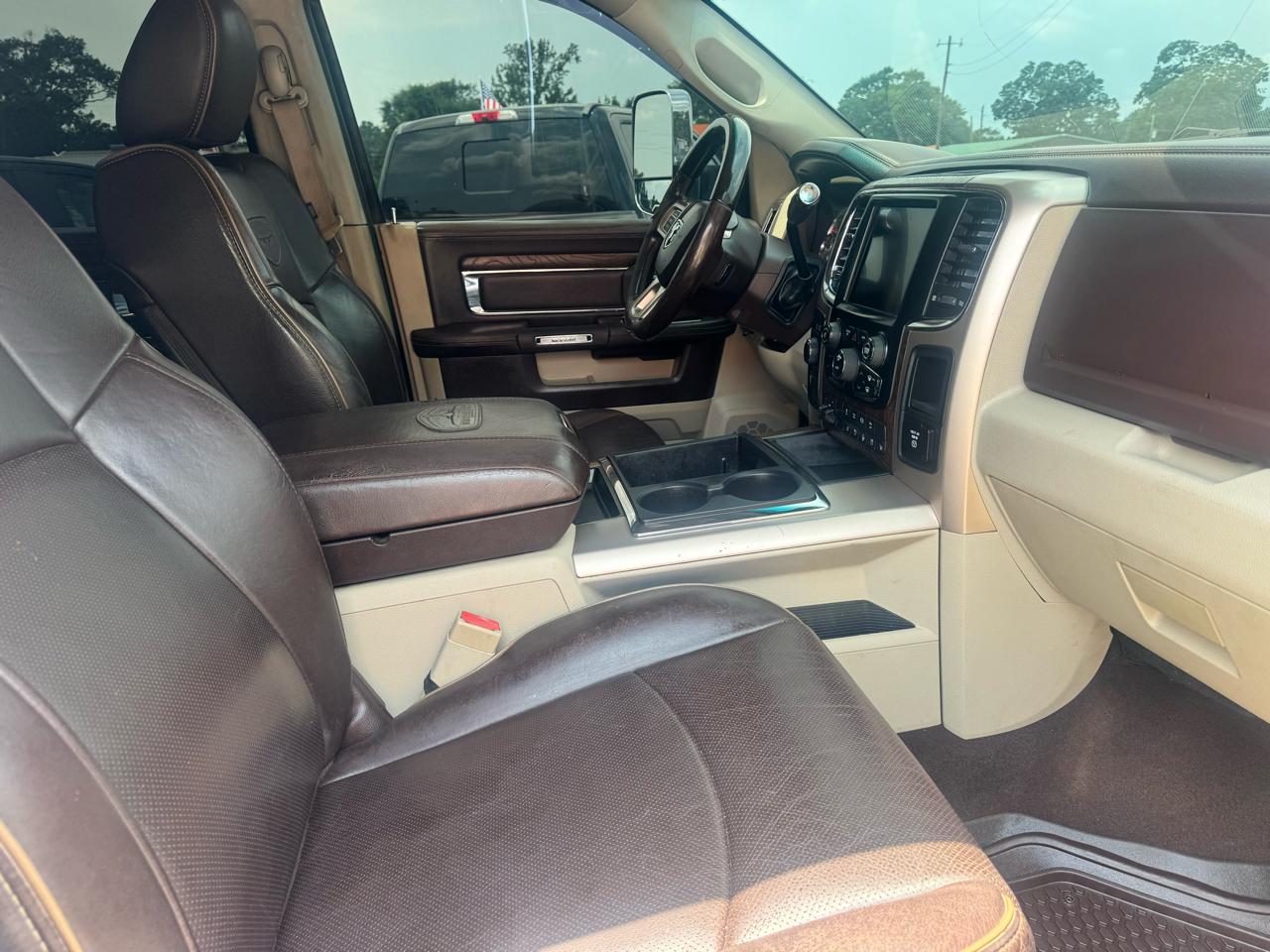 RAM 2500 Longhorn Mega Cab SWB 4WD 2015