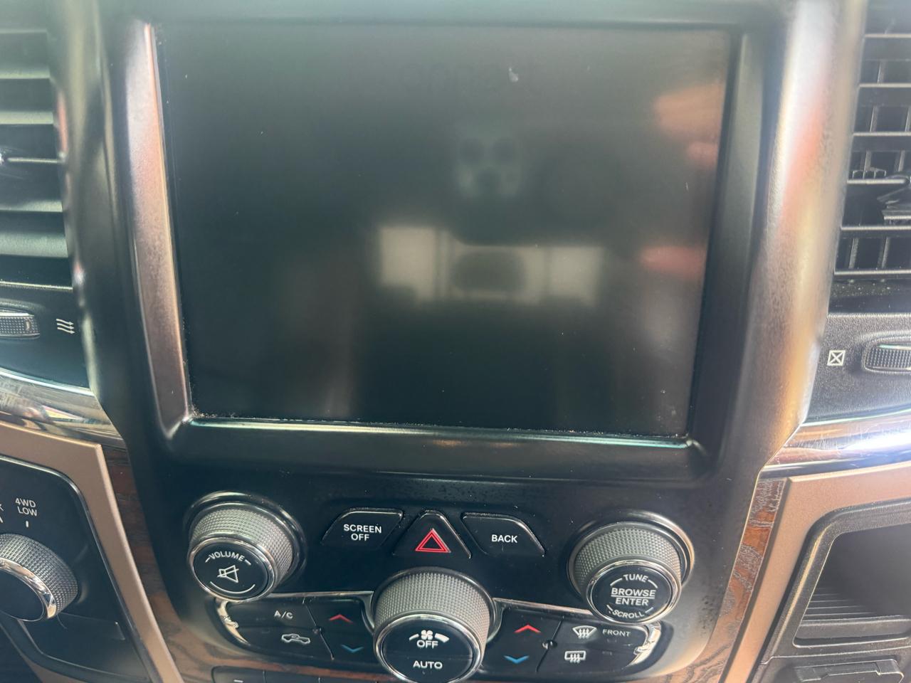 RAM 2500 Longhorn Mega Cab SWB 4WD 2015