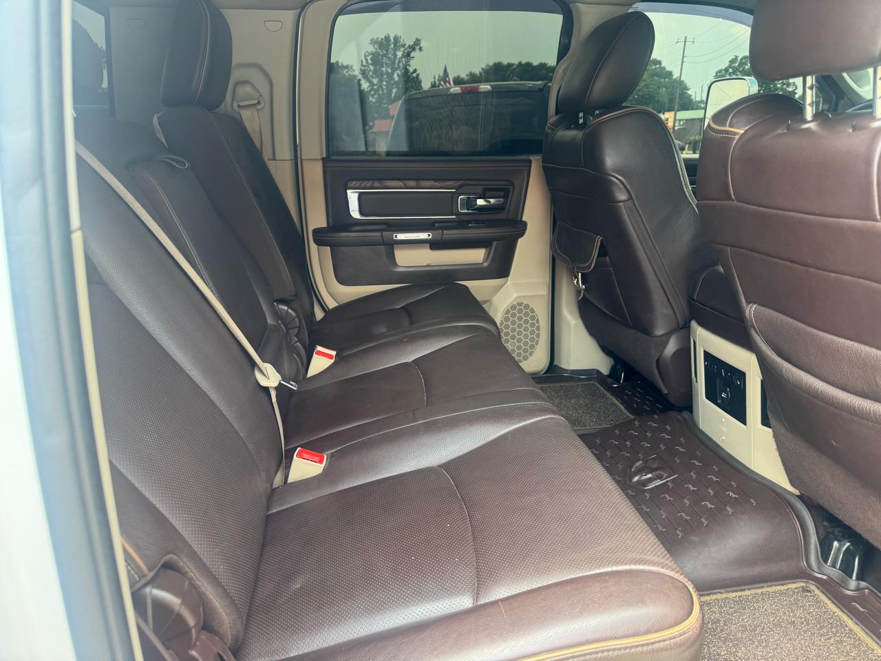 RAM 2500 Longhorn Mega Cab SWB 4WD 2015