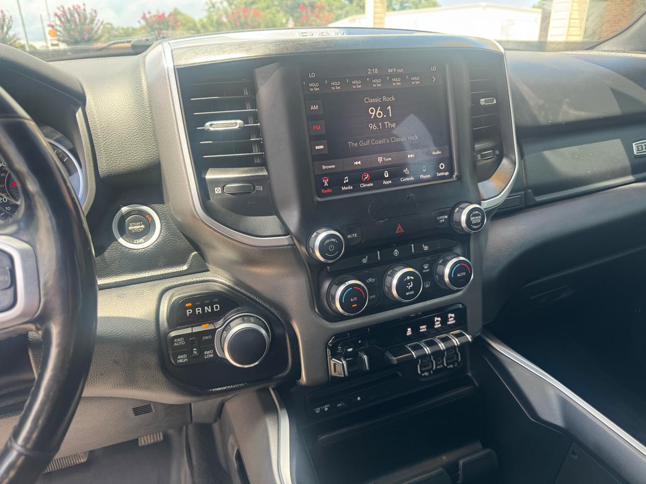 RAM 1500 Big Horn Crew Cab SWB 4WD 2019