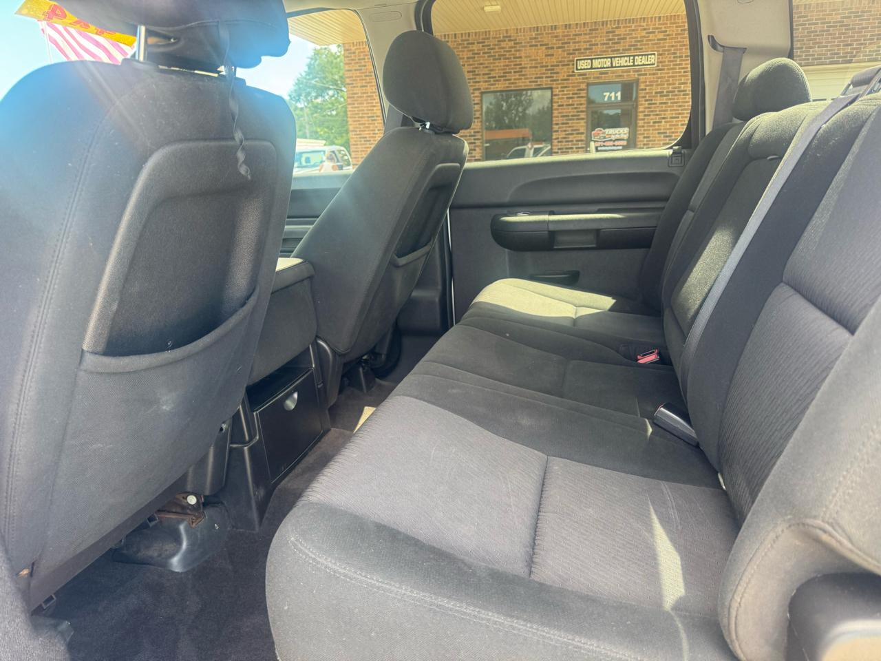 Chevrolet Silverado 1500 LT Crew Cab 4WD 2011