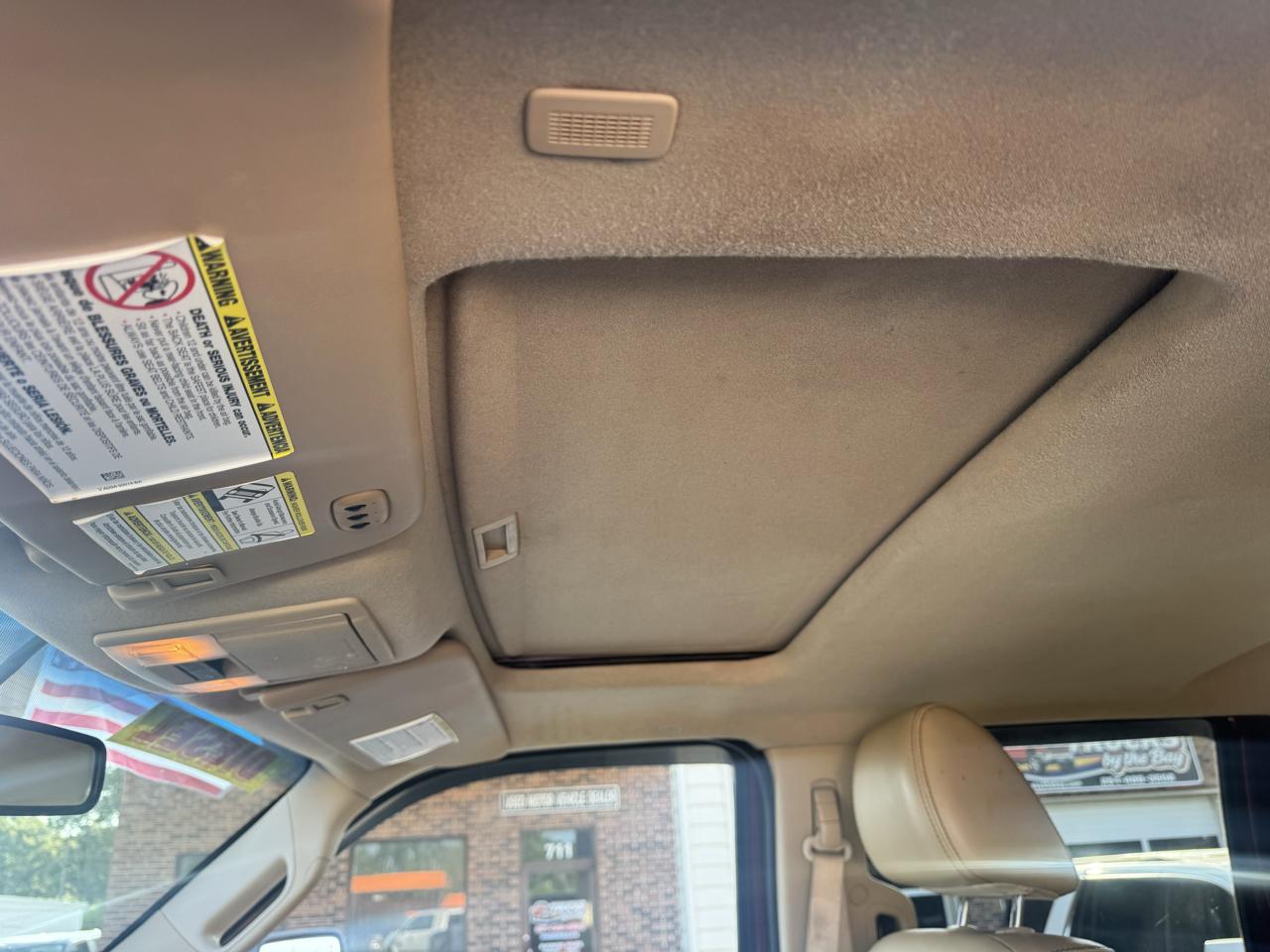 Ford F-250 SD Lariat Crew Cab 4WD 2011