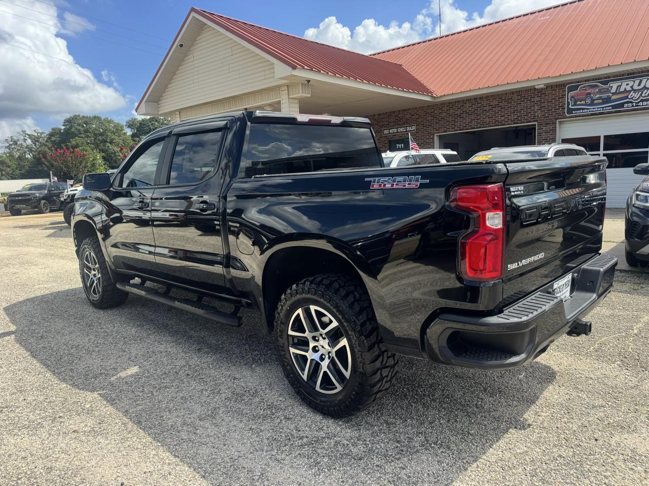 Chevrolet Silverado 1500 LT Trail Boss Crew Cab 4WD 2019