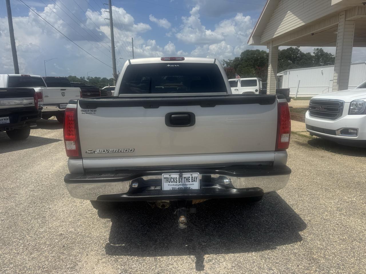 Chevrolet Silverado 1500 Z71 Crew Cab 4WD 2005