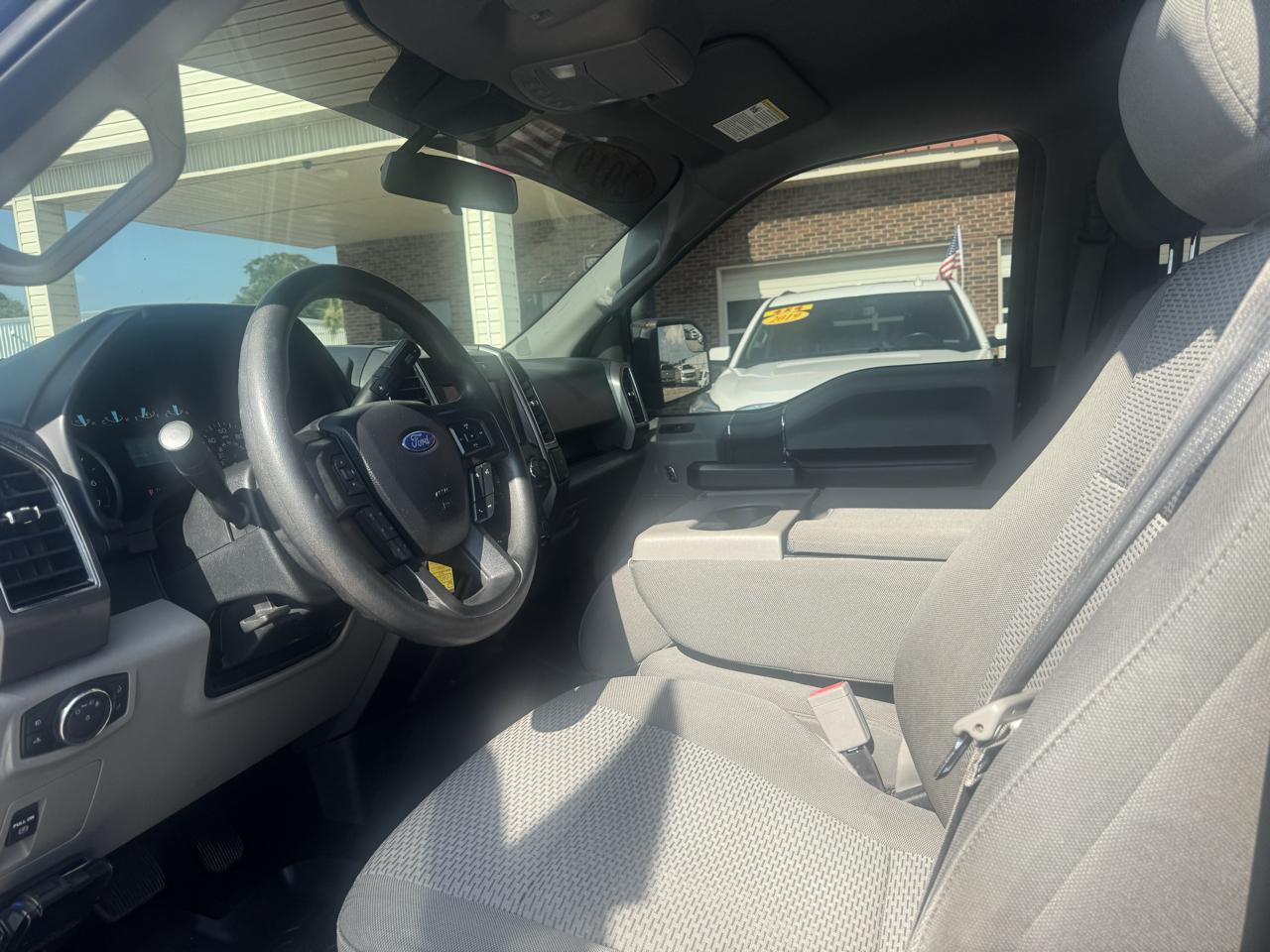 Ford F-150 XLT SuperCrew Short Bed 2WD 2019