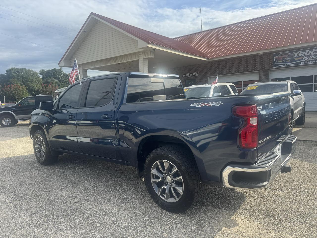 Chevrolet Silverado 1500 LT Crew Cab 4WD 2019