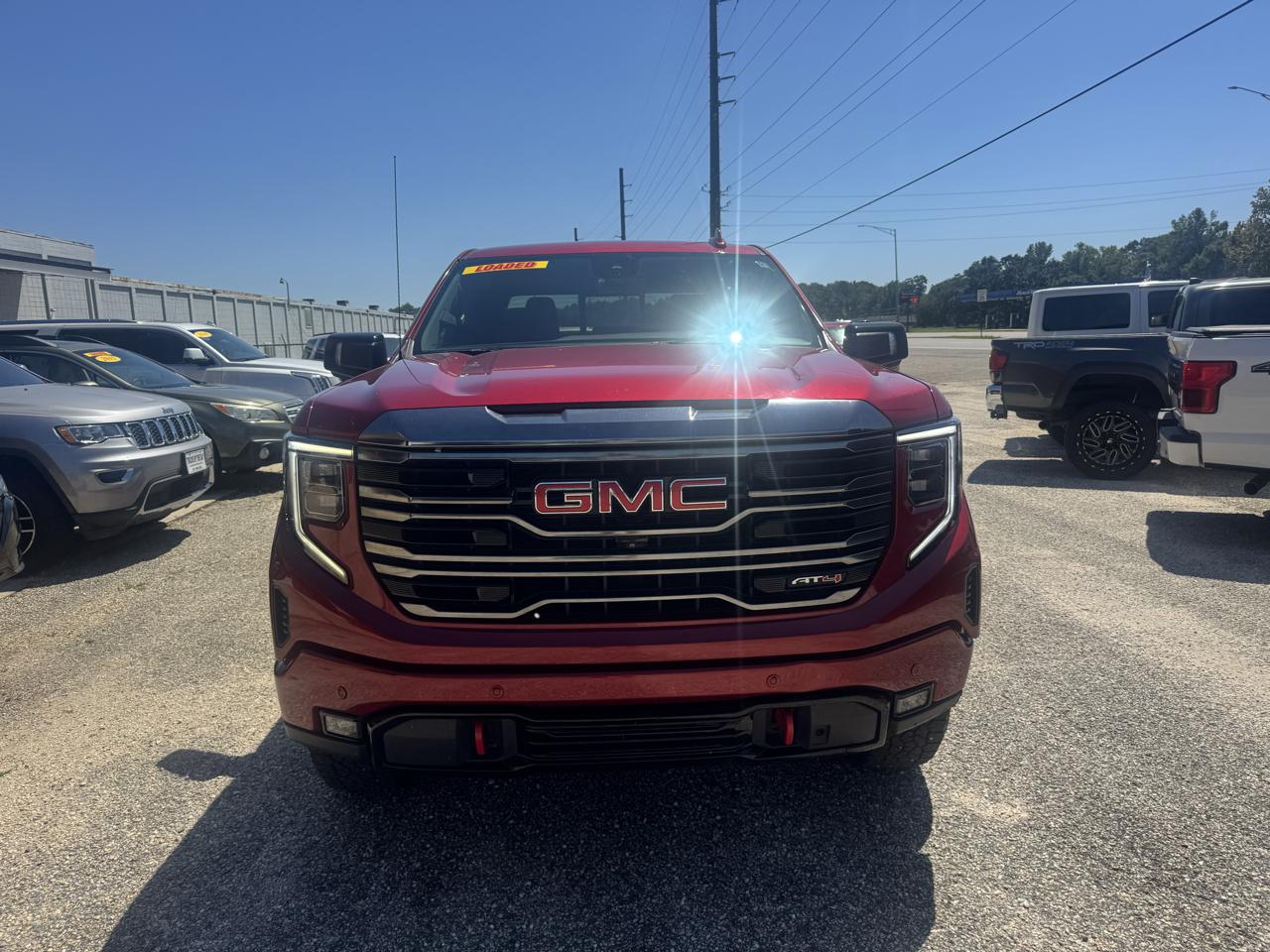 GMC Sierra 1500 AT4 Crew Cab 4WD 2023