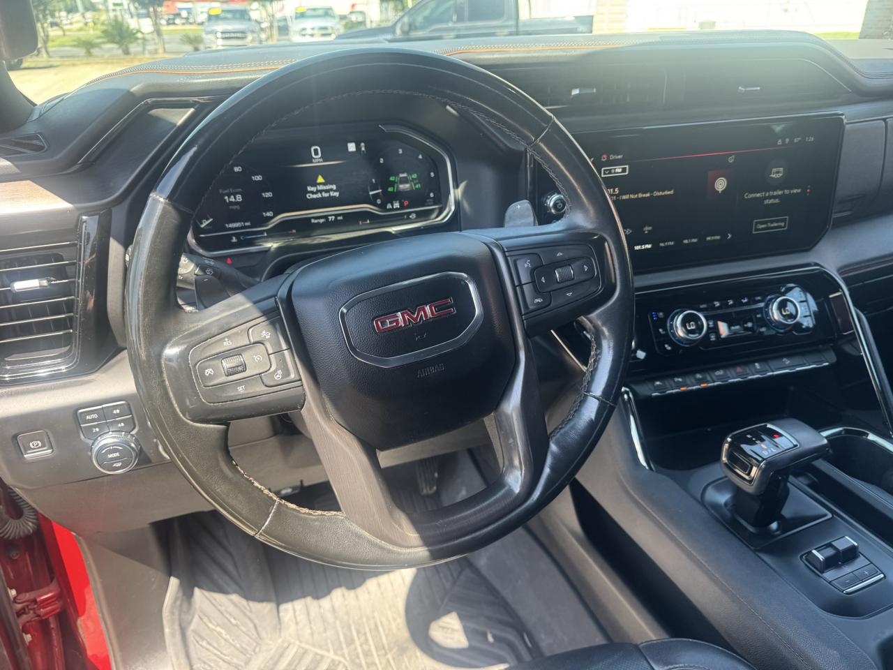GMC Sierra 1500 AT4 Crew Cab 4WD 2023