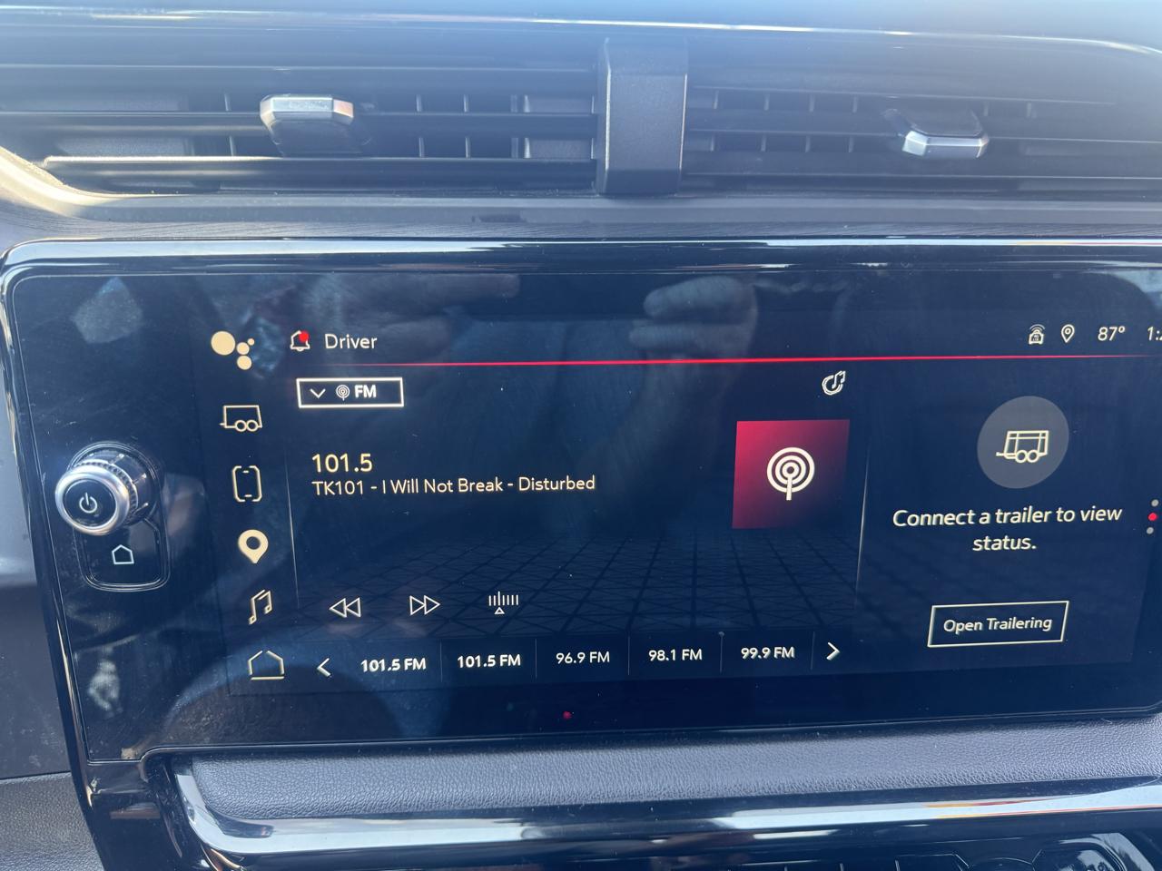 GMC Sierra 1500 AT4 Crew Cab 4WD 2023
