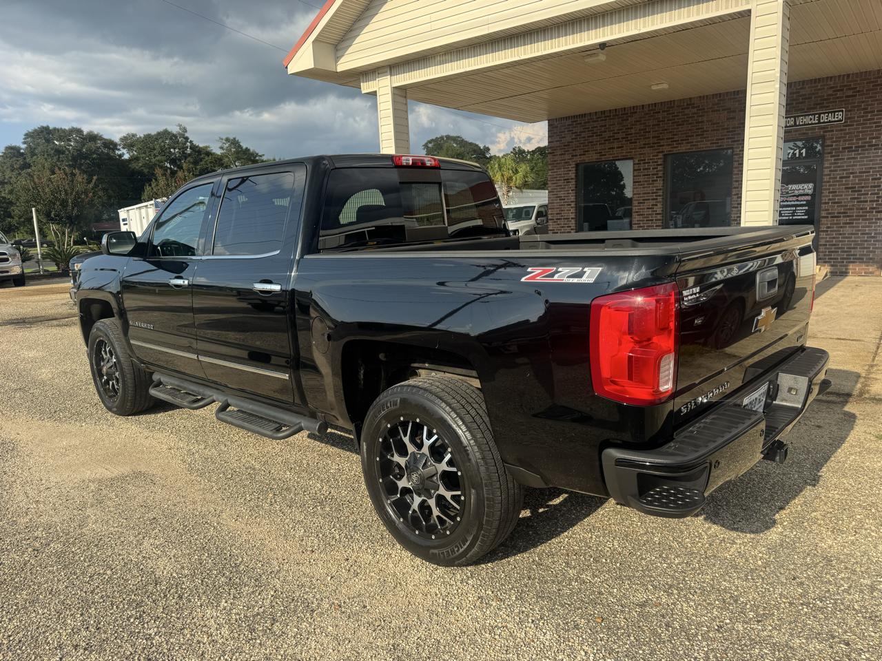 Chevrolet Silverado 1500 LTZ Crew Cab 4WD 2016