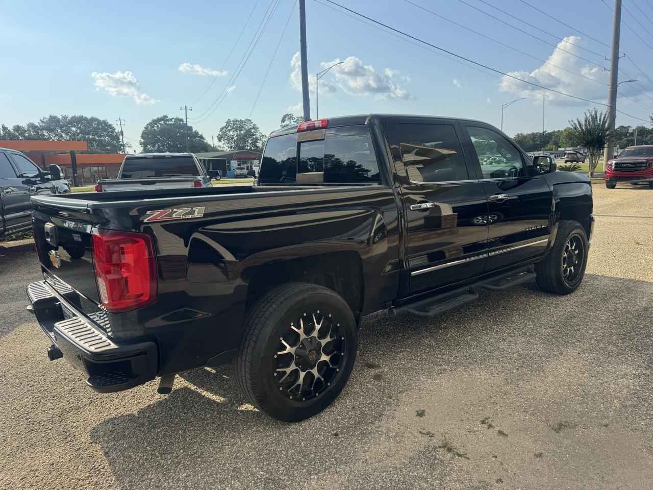 Chevrolet Silverado 1500 LTZ Crew Cab 4WD 2016