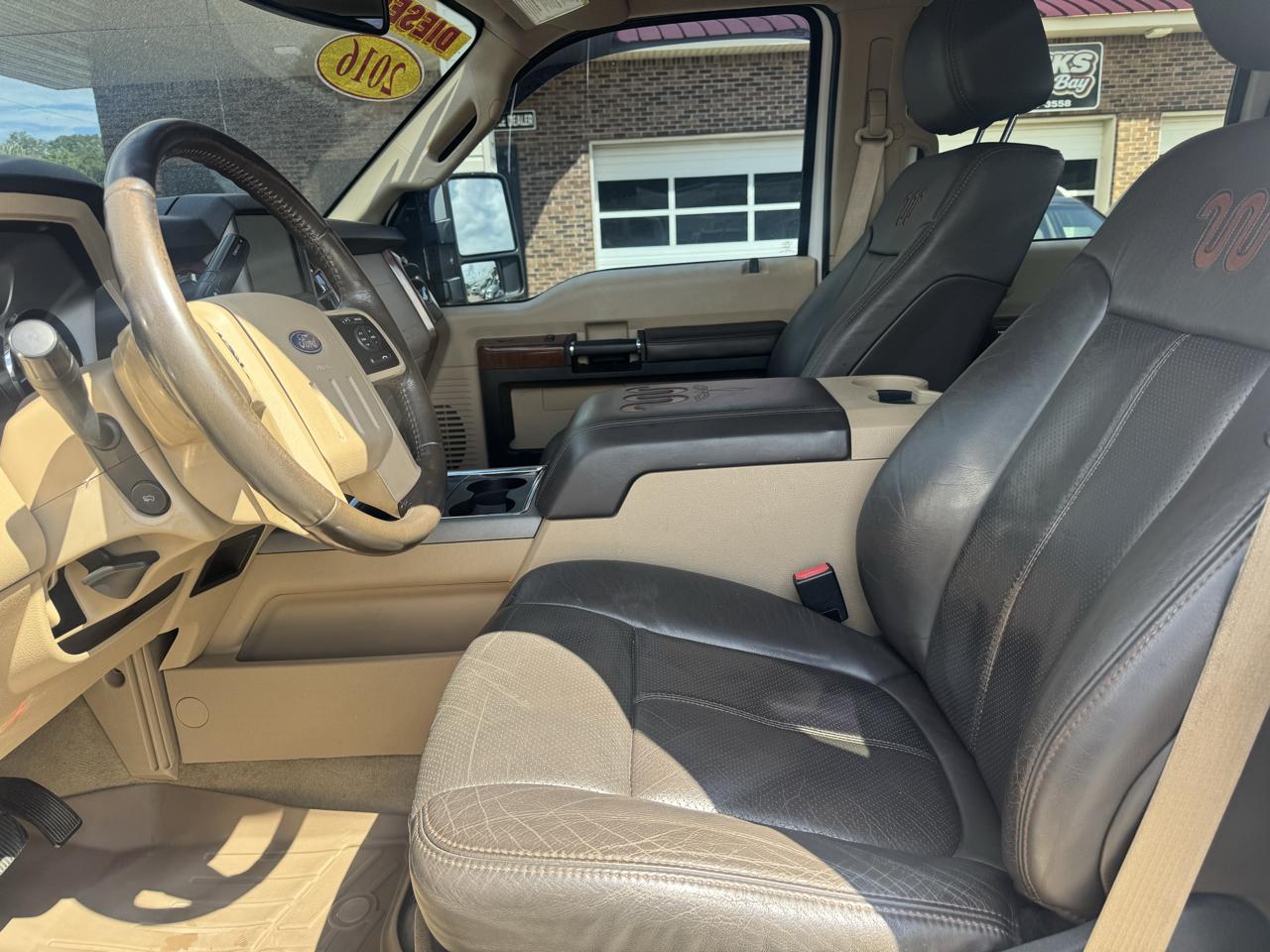 Ford F-350 SD King Ranch Crew Cab 4WD 2016