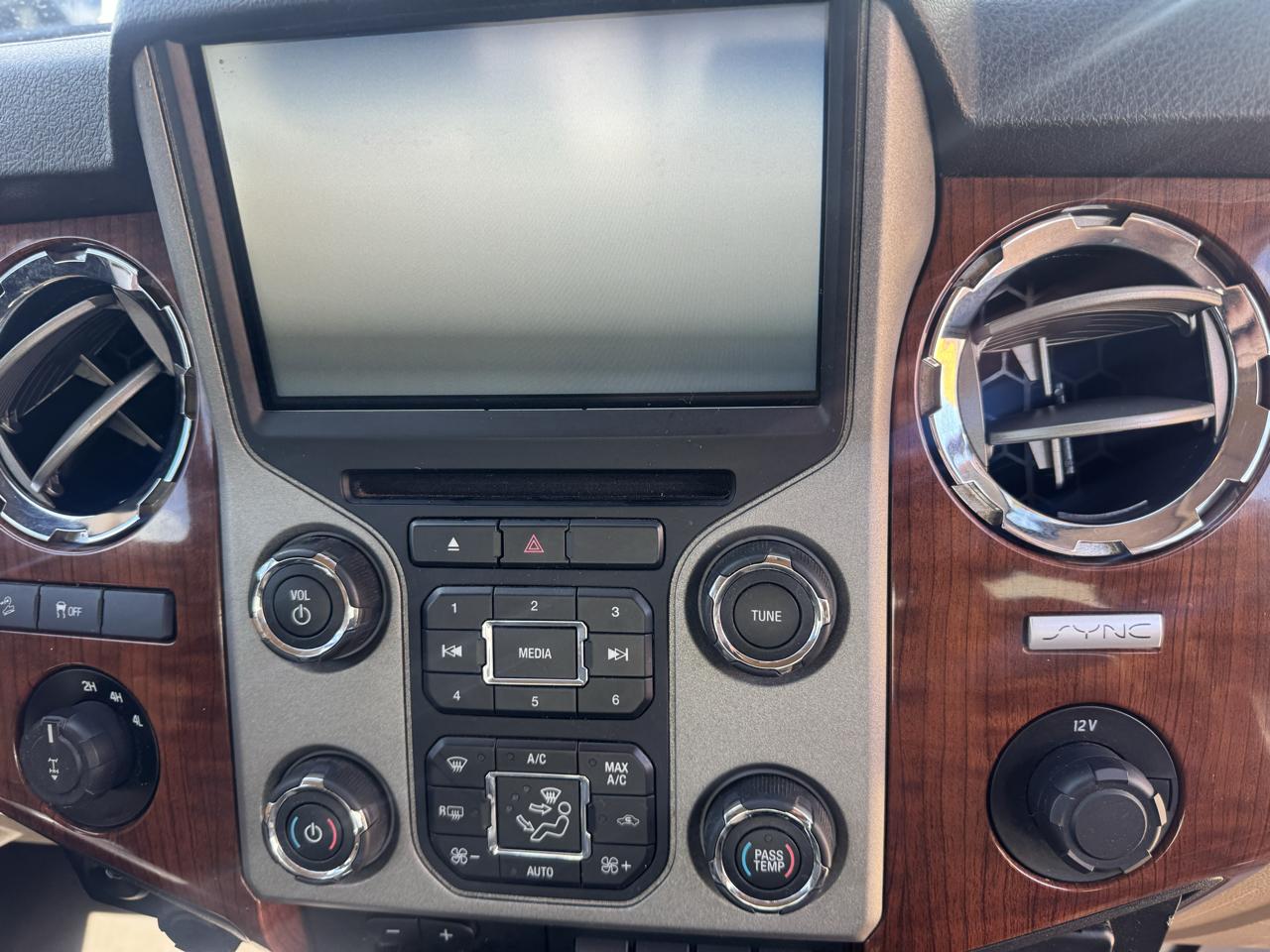 Ford F-350 SD King Ranch Crew Cab 4WD 2016
