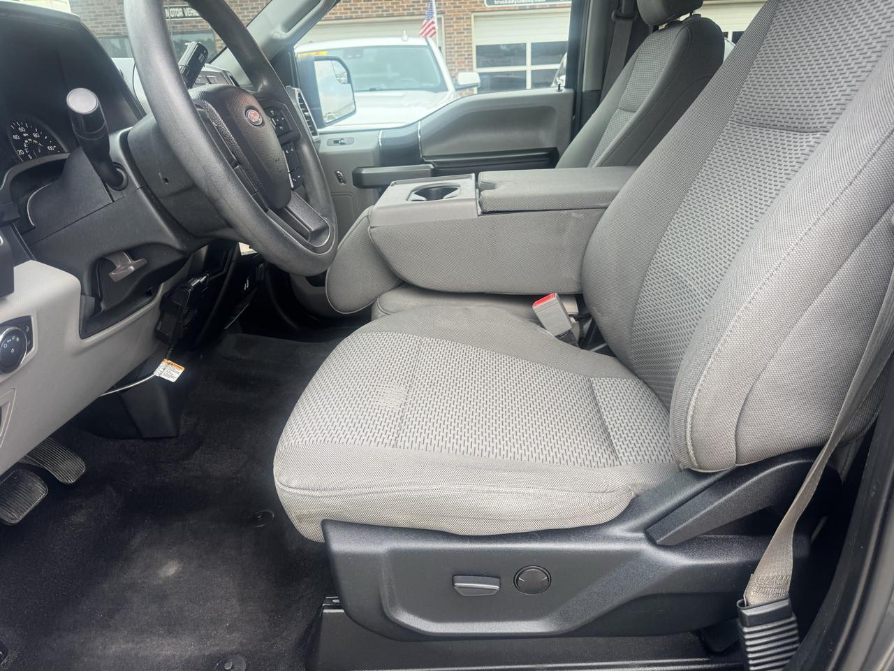 Ford F-150 XLT SuperCrew Short Box 4WD 2020