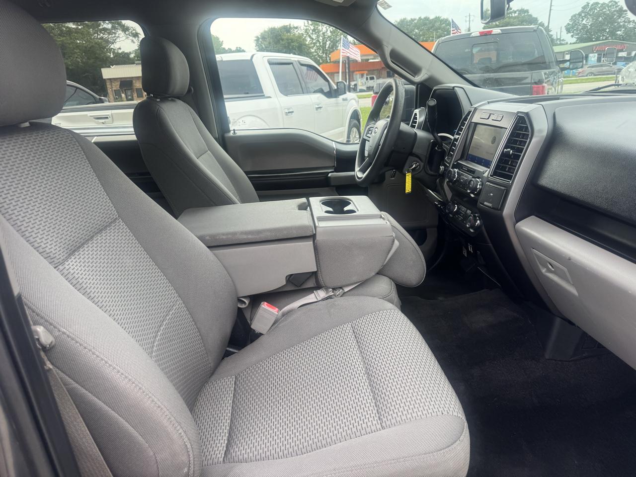 Ford F-150 XLT SuperCrew Short Box 4WD 2020